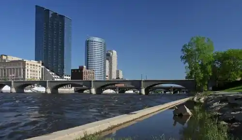 President Ford Historic Trail - Urban Hike